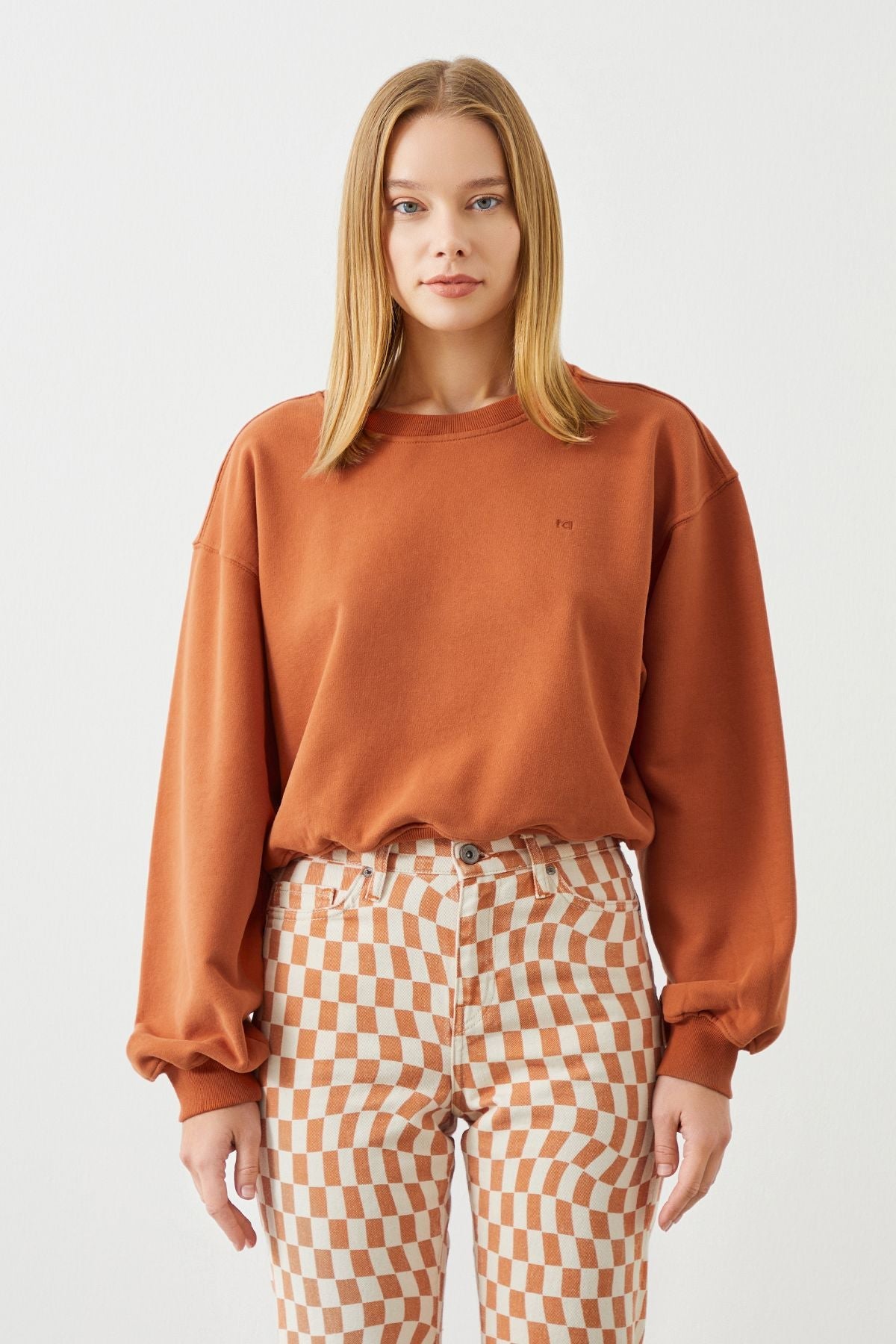 Stylish Look in Orange created with Ra Denim-Vita  Crop Oversize Orange Women's Sweatshirt